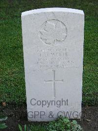 Naples War Cemetery - White, Lawrence Joseph