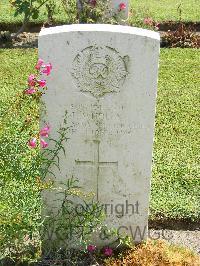 Naples War Cemetery - Wholey, Percy
