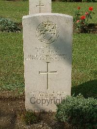 Naples War Cemetery - Young, Alfred George