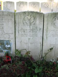 La Kreule Military Cemetery Hazebrouck - Alexander, R S