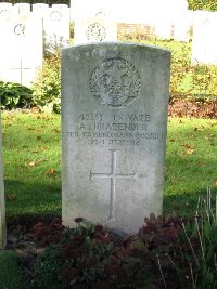 La Kreule Military Cemetery Hazebrouck - Brabender, A