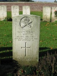La Kreule Military Cemetery Hazebrouck - Butcher, S