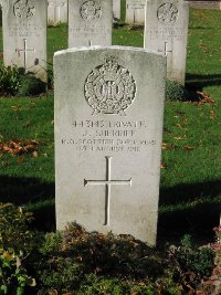La Kreule Military Cemetery Hazebrouck - Sherriff, J