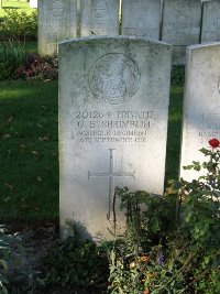 La Kreule Military Cemetery Hazebrouck - Shrimplim, G E