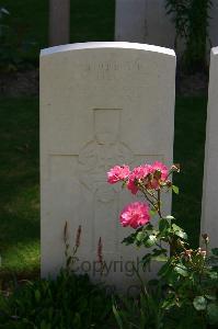 Namps-Au-Val British Cemetery - Adams, Aubrey