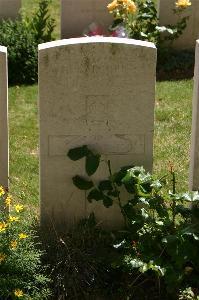 Namps-Au-Val British Cemetery - Archer, James Illingworth