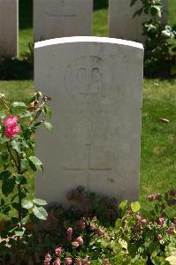 Namps-Au-Val British Cemetery - Austin, C
