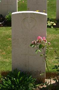 Namps-Au-Val British Cemetery - Balmer, S