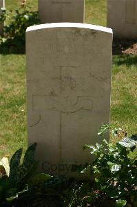 Namps-Au-Val British Cemetery - Barrett, Hebron