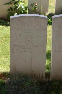 Namps-Au-Val British Cemetery - Blewitt, Seth