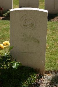Namps-Au-Val British Cemetery - Bottomley, Reginald Balfour Laccohee