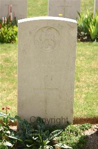 Namps-Au-Val British Cemetery - Bumstead, R