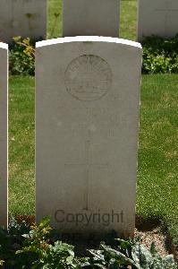 Namps-Au-Val British Cemetery - Carpenter, John William