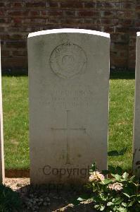 Namps-Au-Val British Cemetery - Childerson, Fred