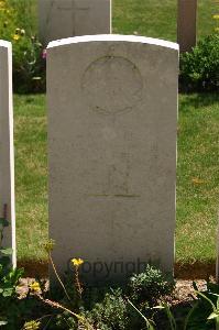 Namps-Au-Val British Cemetery - Clark, A