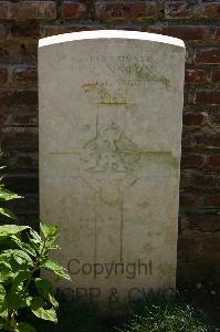 Namps-Au-Val British Cemetery - Cranston, J