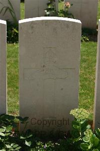 Namps-Au-Val British Cemetery - Foreman, W