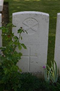 Namps-Au-Val British Cemetery - Gibbs, Alexander Robert
