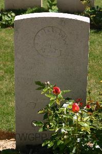 Namps-Au-Val British Cemetery - Gordon, George Lambert