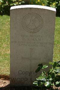 Namps-Au-Val British Cemetery - Ham, E A