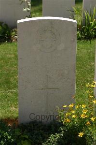 Namps-Au-Val British Cemetery - Hill, J F
