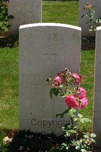 Namps-Au-Val British Cemetery - James, Walter Andrew