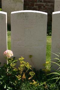 Namps-Au-Val British Cemetery - Kimble, W S
