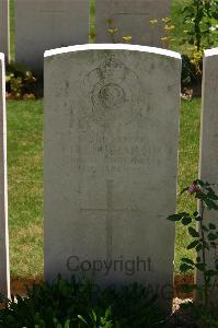 Namps-Au-Val British Cemetery - Kirkman, J H