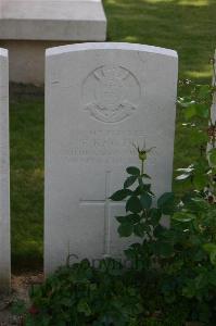 Namps-Au-Val British Cemetery - Knott, Frederick