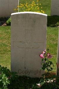 Namps-Au-Val British Cemetery - Lamb, George William