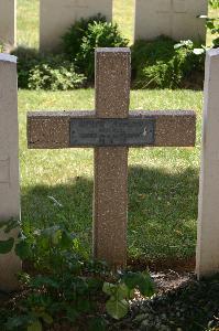 Namps-Au-Val British Cemetery - Laurier, B