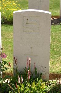 Namps-Au-Val British Cemetery - Lockwood, H