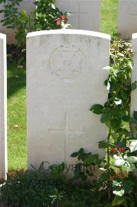 Namps-Au-Val British Cemetery - Loveday, F G