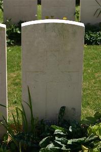 Namps-Au-Val British Cemetery - Munds, W R