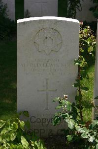 Namps-Au-Val British Cemetery - Noon, Alfred Lewis