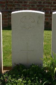 Namps-Au-Val British Cemetery - Owen, G C