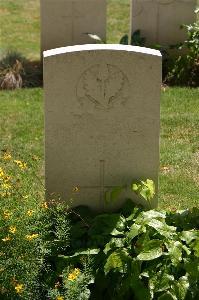 Namps-Au-Val British Cemetery - Parry, E W