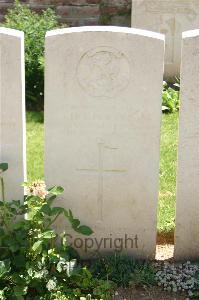 Namps-Au-Val British Cemetery - Porter, Henry Thomas
