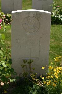 Namps-Au-Val British Cemetery - Price, James William