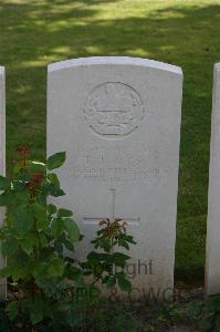 Namps-Au-Val British Cemetery - Rees, Thomas John