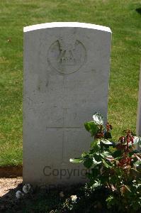 Namps-Au-Val British Cemetery - Ridge, Stephen