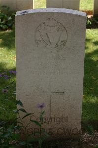 Namps-Au-Val British Cemetery - Ross, H