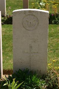 Namps-Au-Val British Cemetery - Salter, A