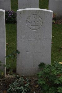 Namps-Au-Val British Cemetery - Seabrook, William John