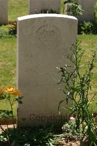 Namps-Au-Val British Cemetery - Single, Frederick Alexander