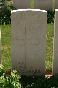 Namps-Au-Val British Cemetery - Tolson, J H