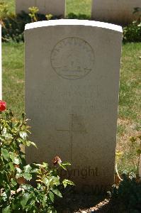 Namps-Au-Val British Cemetery - Treweek, Sidney John