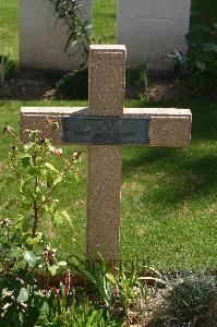 Namps-Au-Val British Cemetery - Vallier, F