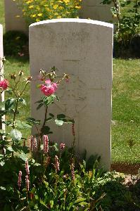 Namps-Au-Val British Cemetery - Vincent, Edward Albert