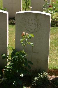 Namps-Au-Val British Cemetery - Walker, George Henry James